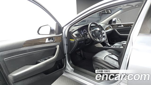 Hyundai Sonata 2016 — photo 10