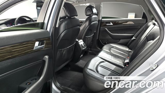 Hyundai Sonata 2016 — photo 11