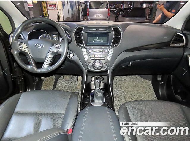 Hyundai Santafe 2016 — photo 10