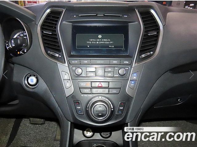Hyundai Santafe 2016 — photo 11