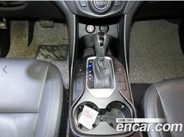 Hyundai Santafe 2016 — photo 12