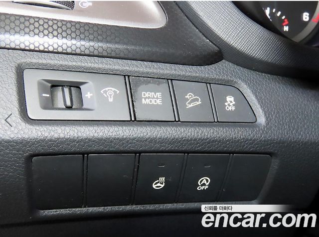 Hyundai Santafe 2016 — photo 14