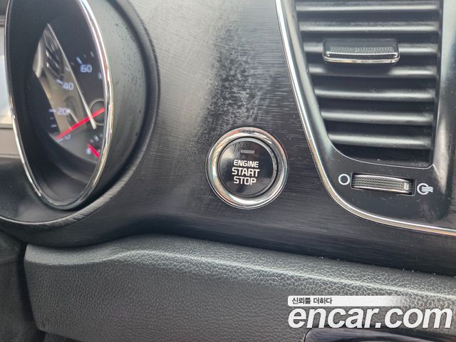 Kia Canival 2019 — photo 13