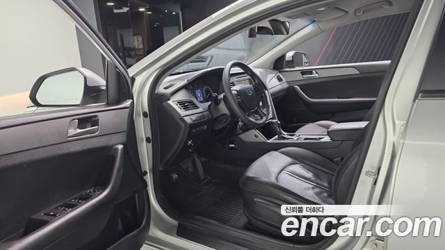 Hyundai Sonata 2015 — photo 10