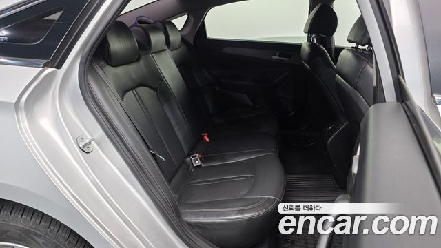 Hyundai Sonata 2015 — photo 12