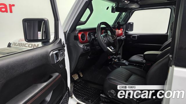 Jeep Wrangler 2020 — photo 11