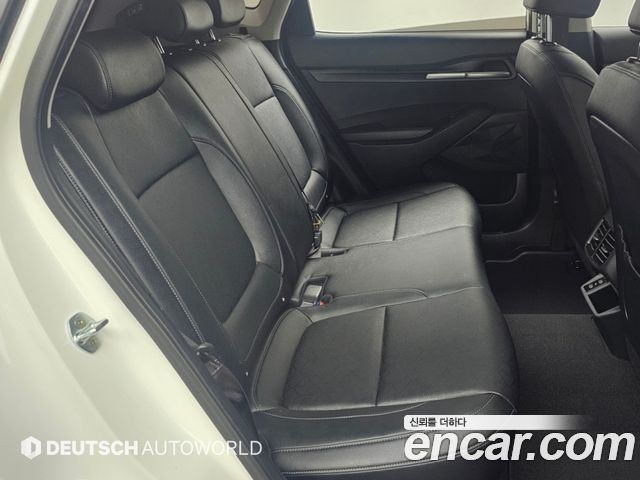 Kia Seltos 2023 — photo 12