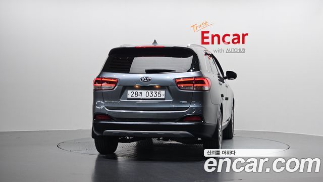 Kia Sorento 2016 — photo 4