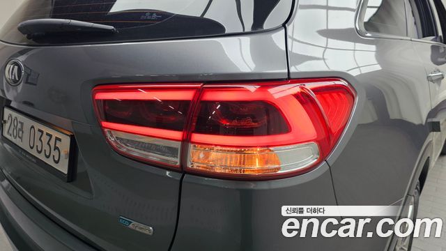 Kia Sorento 2016 — photo 9