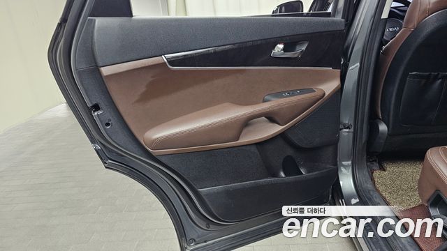 Kia Sorento 2016 — photo 15