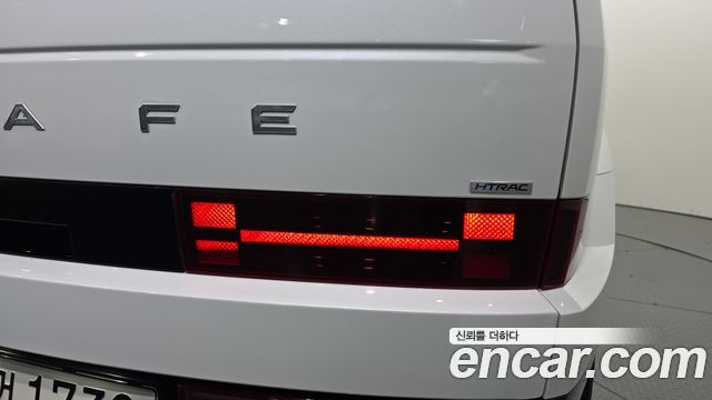 Hyundai Santafe 2024 — photo 9