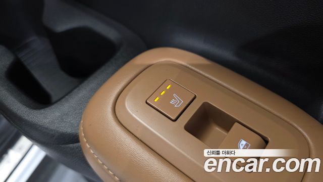 Hyundai Santafe 2024 — photo 33