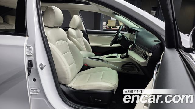 Hyundai Grandeur 2023 — photo 17