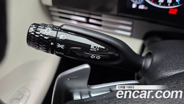 Hyundai Grandeur 2023 — photo 32