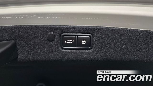 Hyundai Grandeur 2023 — photo 36