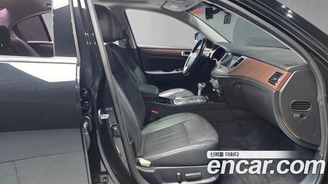 Hyundai Genesis 2014 — photo 17