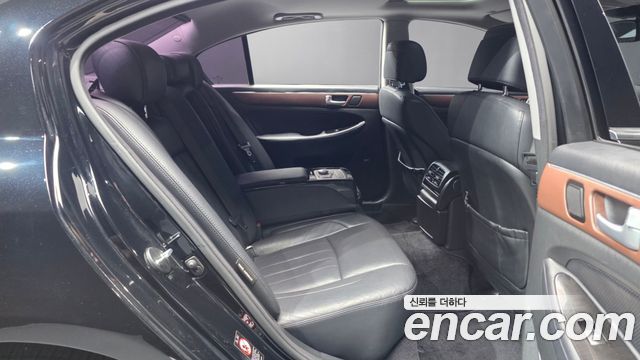 Hyundai Genesis 2014 — photo 18