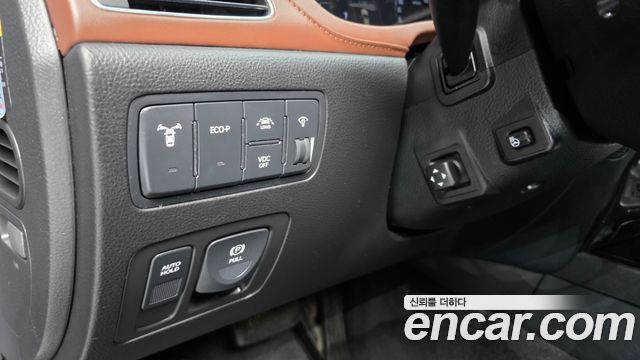 Hyundai Genesis 2014 — photo 23