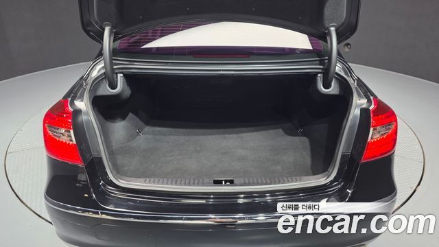 Hyundai Genesis 2014 — photo 26