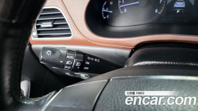 Hyundai Genesis 2014 — photo 34