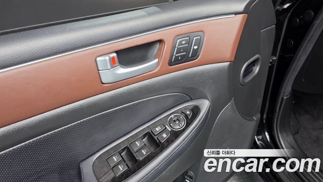Hyundai Genesis 2014 — photo 35