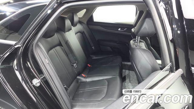 Kia K5 2024 — photo 11