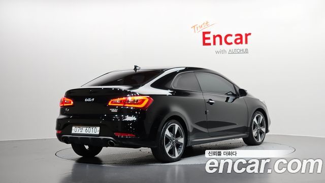 Kia K3 2015 — photo 2