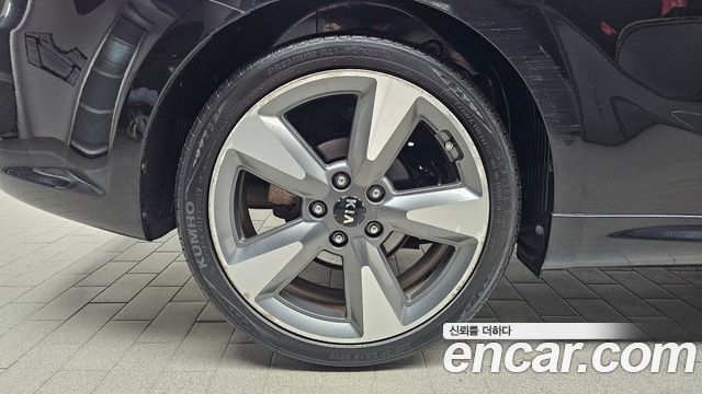 Kia K3 2015 — photo 5