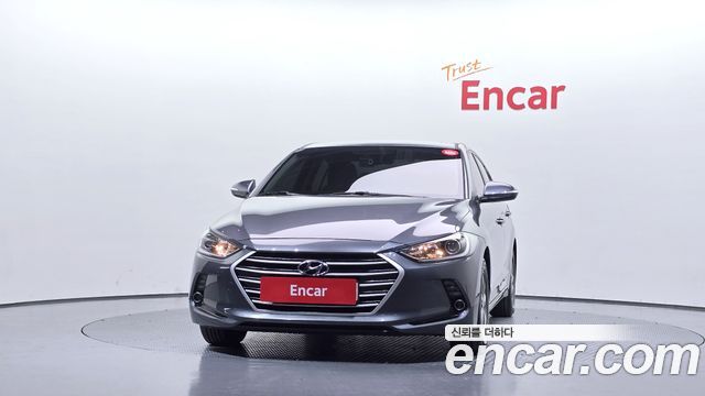 Hyundai AVANTE 2017 — photo 3