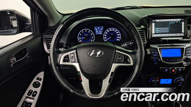 Hyundai Accent 2014 — photo 19