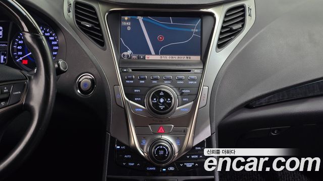 Hyundai Grandeur 2012 — photo 29