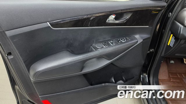 Kia Sorento 2017 — photo 14