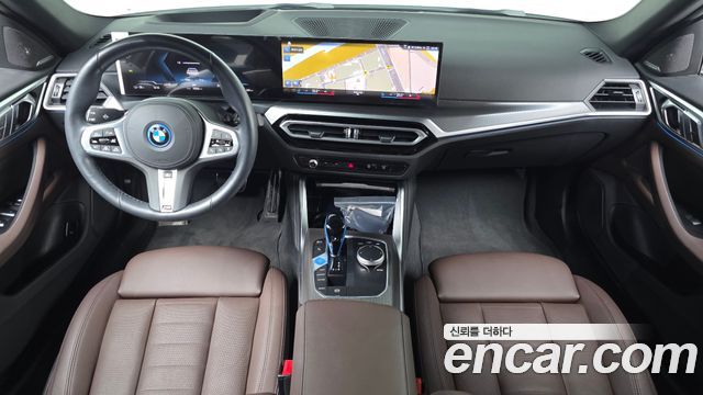 BMW i4 2023 — photo 10