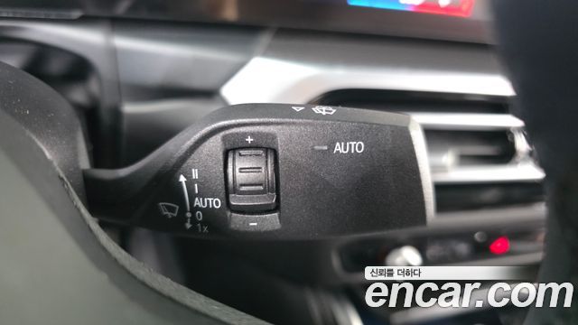 BMW i4 2023 — photo 28
