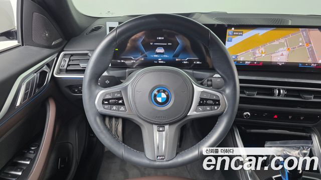 BMW i4 2023 — photo 31
