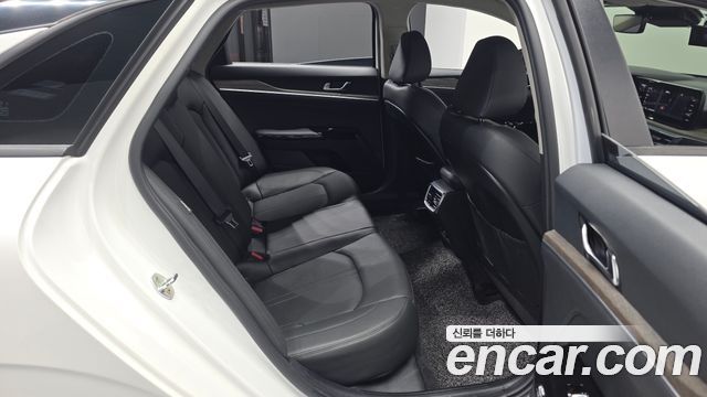 Kia K5 2020 — photo 17