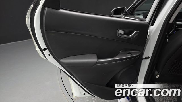 Hyundai Kona 2019 — photo 15