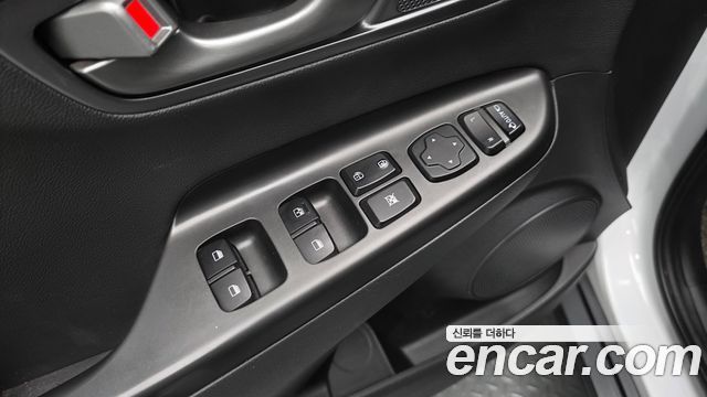 Hyundai Kona 2019 — photo 28