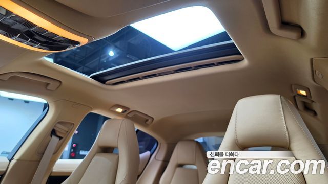 Porsche Panamera 2014 — photo 18