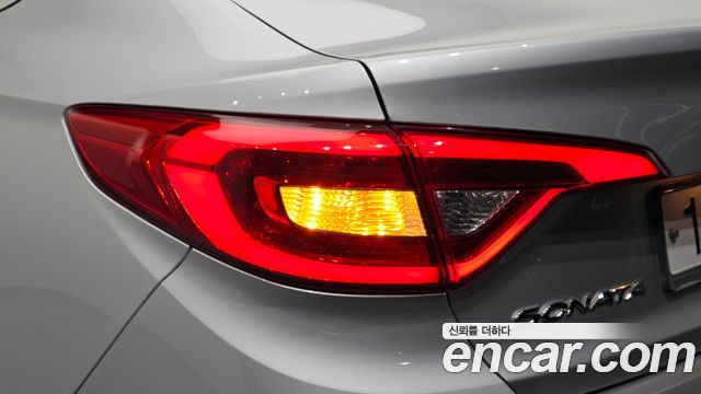 Hyundai Sonata 2015 — photo 9