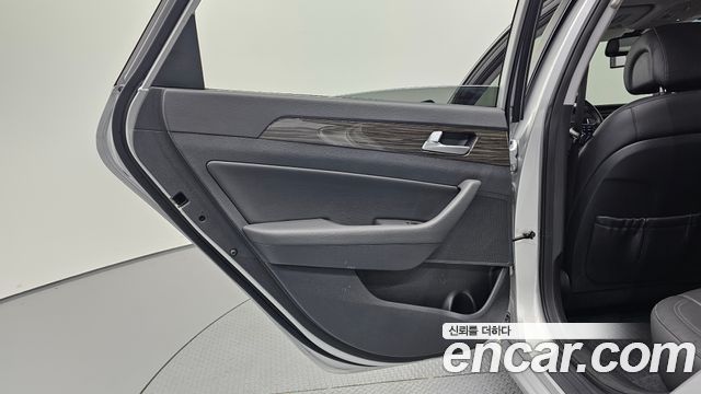 Hyundai Sonata 2015 — photo 15