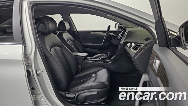Hyundai Sonata 2015 — photo 16
