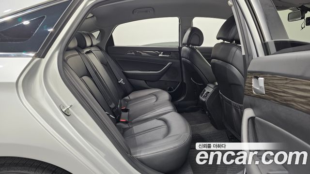 Hyundai Sonata 2015 — photo 29