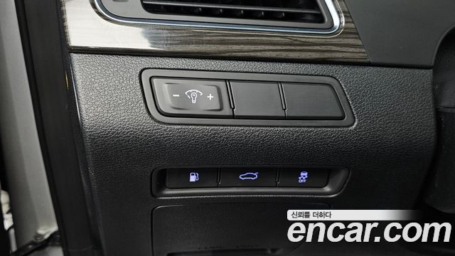 Hyundai Sonata 2015 — photo 32