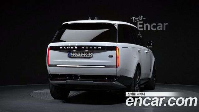 Land Rover Range Rover 2023 — photo 4