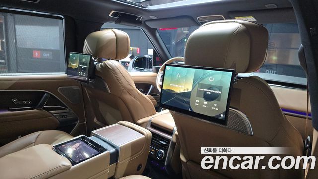 Land Rover Range Rover 2023 — photo 35