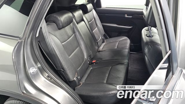 Kia Sorento 2012 — photo 17