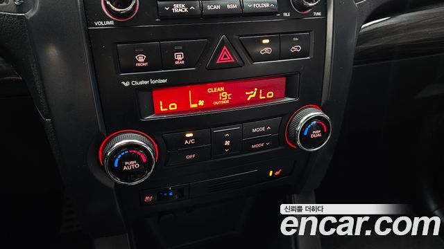 Kia Sorento 2012 — photo 23