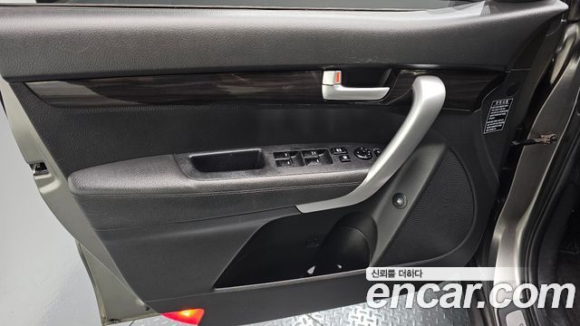Kia Sorento 2012 — photo 14