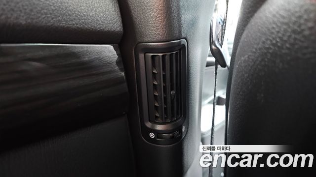 Kia Sorento 2012 — photo 32